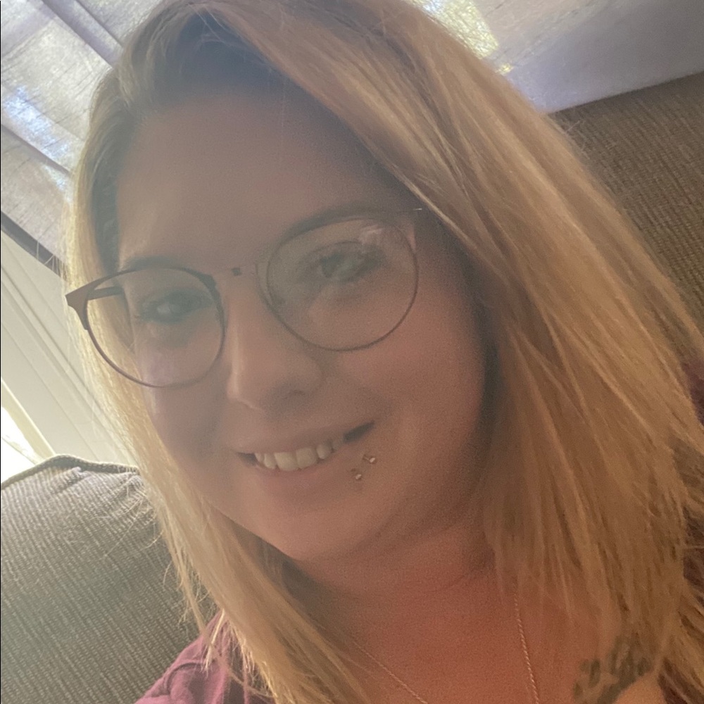 Meet your Posher, Anais